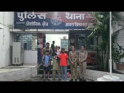 जावरा पुलिस की सफलता हुसैन टेकरी से लापता तीनों बच्चे मुंबई में सकुशल मिले