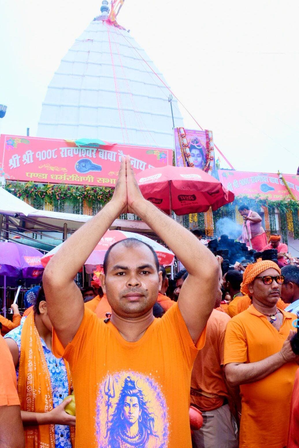 बाबा बैद्यनाथ फिर आयेंगे।
प्रेम से बोलो हर हर महादेव
सावन माह के पवित्र दिन में
पहली बार जलाभिषेक किया।
<nis:link nis:type=tag nis:id=महादेव nis:value=महादेव nis:enabled=true nis:link/> <nis:link nis:type=tag nis:id=facebookpage nis:value=FacebookPage nis:enabled=true nis:link/> <nis:link nis:type=tag nis:id=fbphotopost nis:value=fbphotopost nis:enabled=true nis:link/> <nis:link nis:type=tag nis:id=मंदिर nis:value=मंदिर nis:enabled=true nis:link/> <nis:link nis:type=tag nis:id=जलाभिषेक nis:value=जलाभिषेक nis:enabled=true nis:link/>
Arvind Anand Sheikhpura Sach News