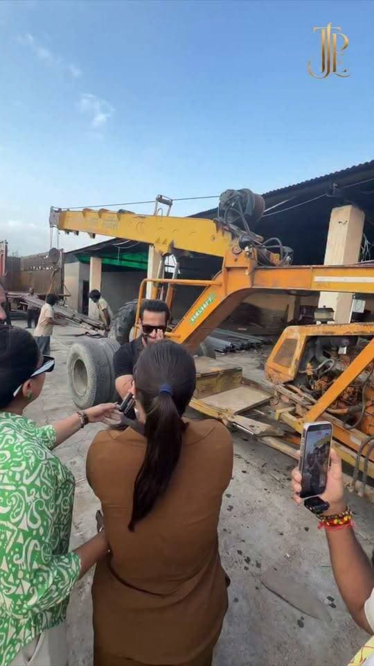 हिसार में आखिर क्या इतना बड़ा होने जा रहा है? 👀🔥
जल्द सामने आएगा बड़ा खुलासा… जुड़े रहिए RSN EXPRESS के साथ! 🚨📢