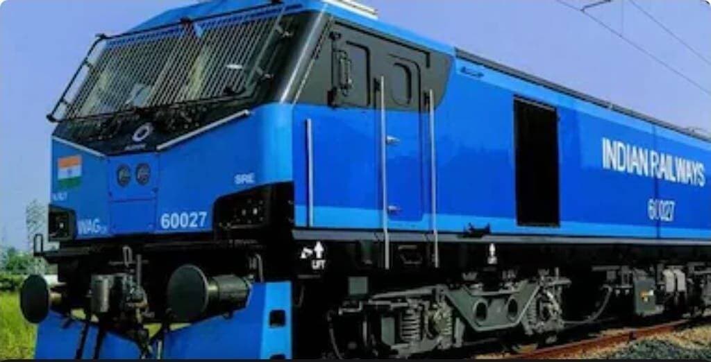 मधेपुरा रेल कारखाने से निकला 650वां 12 हजार हॉर्स पावर का इलेक्ट्रिक इंजन, 2028 तक 800 बनाने का लक्ष्य......see more