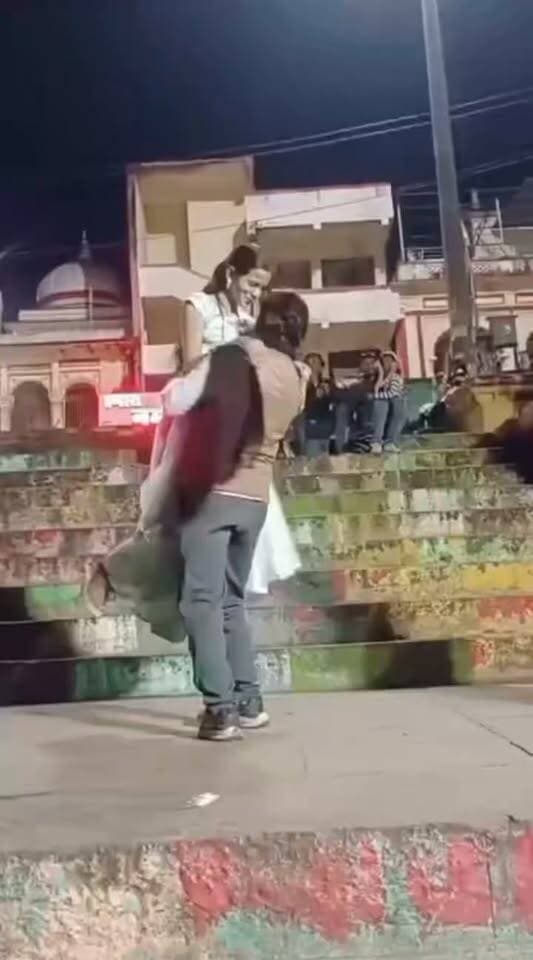 जीवन संगनी को अवतरण दिवस की हार्दिक शुभकामनाएं