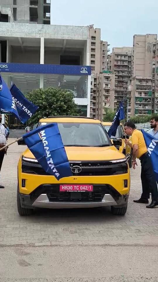शहर में निकली #SIERRA की सवारी
#TataMotors #Magan ने निकाला रोड शो
Sector 86 Faridabad
9258237138
#voiceoffaridabad