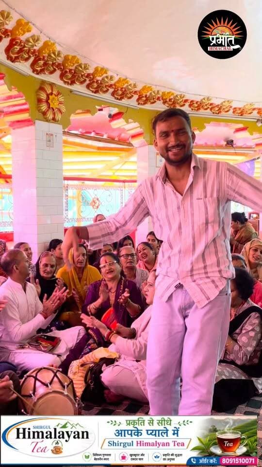 मां शूलिनी मंदिर परिसर में भजन कीर्तन का आयोजन... माता की भक्ति में दिए भक्त...