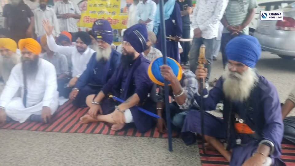 ਕੌਮੀ ਇਨਸਾਫ ਮੋਰਚੇ ਵੱਲੋਂ ਦਿੱਤੇ ਪੰਜਾਬ ਬੰਦ ਦੇ ਸੱਦੇ ਨੂੰ ਖੰਨਾ ‘ਚ ਪੂਰਨ ਸਮਰਥਨ