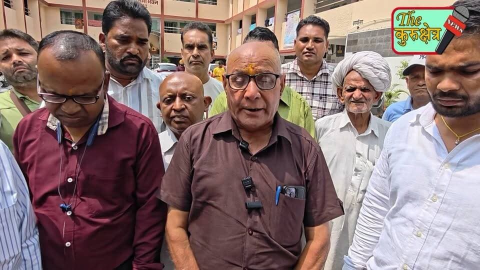 कुरुक्षेत्र में पत्रकार से पुलिस की बदसलूकी के ख़िलाफ़ पत्रकार
सोमवार को एसपी ऑफिस पर देंगे सांकेतिक धरना
The Kurukshetra Nayab Saini Kurukshetra News कुरुक्षेत्र Kurukshetra University Kurukshetra प्यारा हिंदुस्तान श्री स्थानेश्वर महादेव मंदिर कुरुक्षेत्र The कुरुक्षेत्र