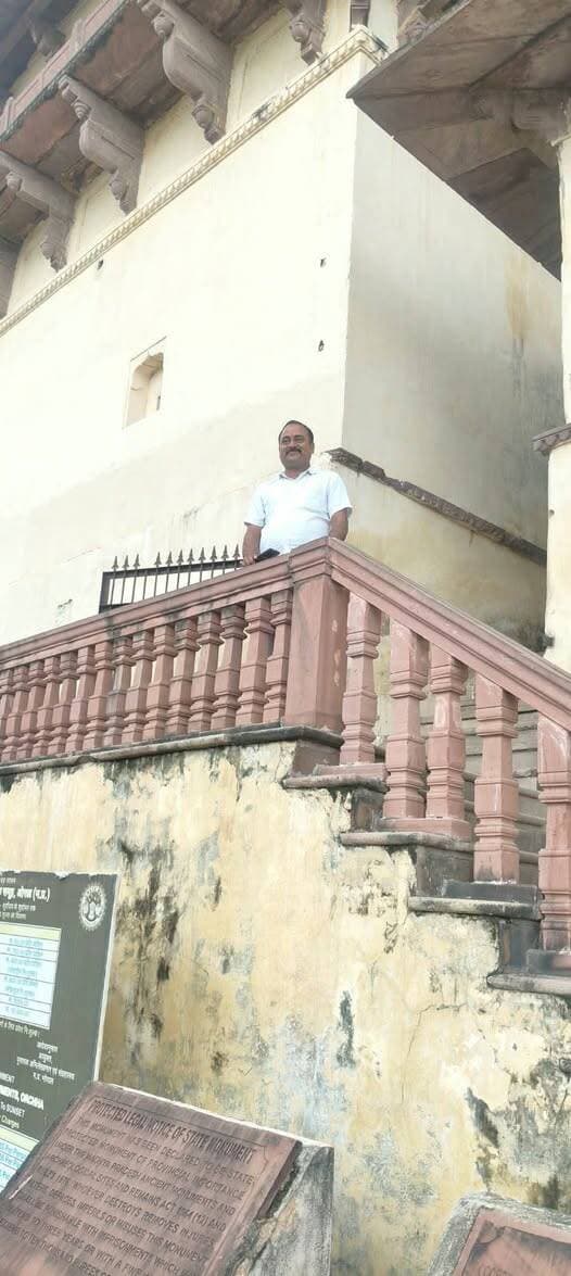 ओरक्षा मध्यप्रदेश व रावतपुरा सरकार मध्य प्रदेश एवं दतिया पीतंबरा पीठ में मौजूदगी की कुछ तस्वीरे