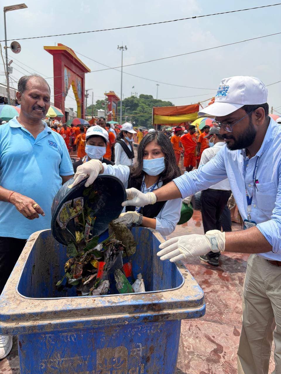 स्वच्छता एवं जन-जागरूकता अभियान
नमामि गंगे परियोजना के तहत मुरारका शिक्षक प्रशिक्षण महाविद्यालय द्वारा नमामि गंगे घाट पर स्वच्छता एवं जन-जागरूकता अभियान चलाया गया। कार्यक्रम का आयोजन जिला गंगा समिति, भागलपुर के द्वारा किया गया।
अभियान के माध्यम से गंगा नदी एवं घाटों को स्वच्छ रखने तथा आमजनों को गंगा संरक्षण के प्रति जागरूक रहने का संदेश दिया गया।
Urban Development & Housing Dept, Govt. of Bihar
#bhagalpur #shrawnimela
#नमामि_गंगे #स्वच्छ_गंगा #गंगा_संरक्षण #जनजागरूकता #स्वच्छता_अभियान #भागलपुर