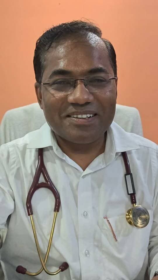 गावंपुर मे श्री रामचंद्र सेवा ट्रस्ट के संचालक चर्चित समाजसेवी डॉ मनोज कुमार के द्वारा कावरियों के लिए लगाया गया निशुल्क सेवा शिविर #samastipur #bihar #viral #trendingreels #trendingnow