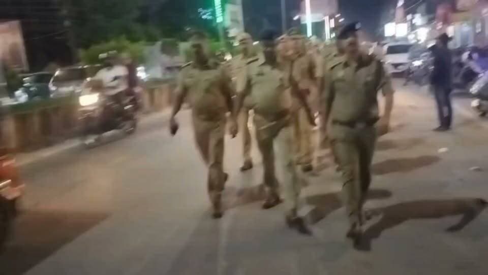 सावन के आखिरी सोमवार को लेकर मऊ पुलिस अलर्ट, कांवड़ यात्रा और जुलूस पर रहेगी खास नजर