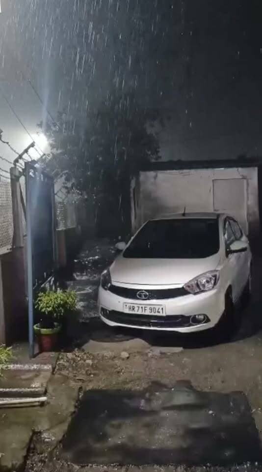 जठलाना में हुई बारिश
