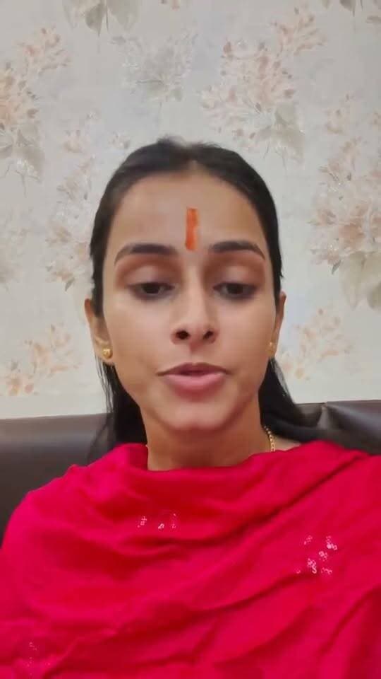 प्रसिद्ध भजन गायिका सुरभि चतुर्वेदी कल आएंगे भिंड के लहार #BhindNews #fb #fbpost #fbreels #fbyシvideo @highlight Collector Office Bhind CM Madhya Pradesh