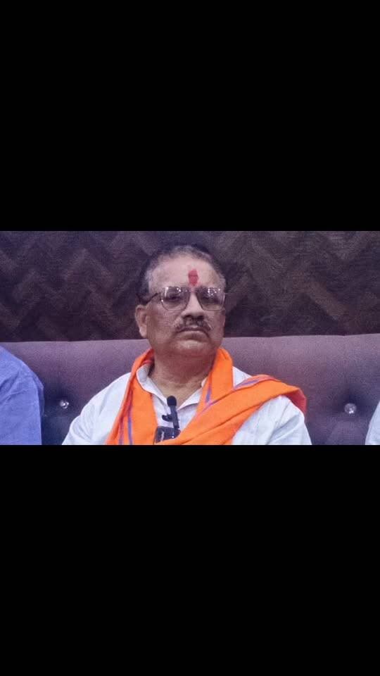भाई के द्वारा लगाए गए आरोप के बाद भाजपा जिला अध्यक्ष अनूप जोशी ने प्रेस वार्ता कर दिया व्यान