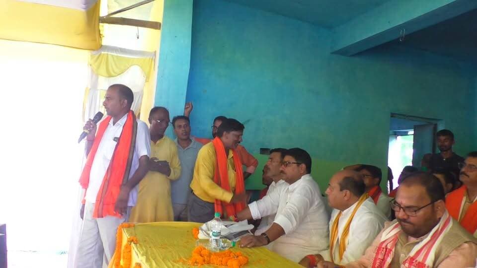 मानवघाट महोत्सव में समाजसेवी अजीत मिश्रा का संबोधन