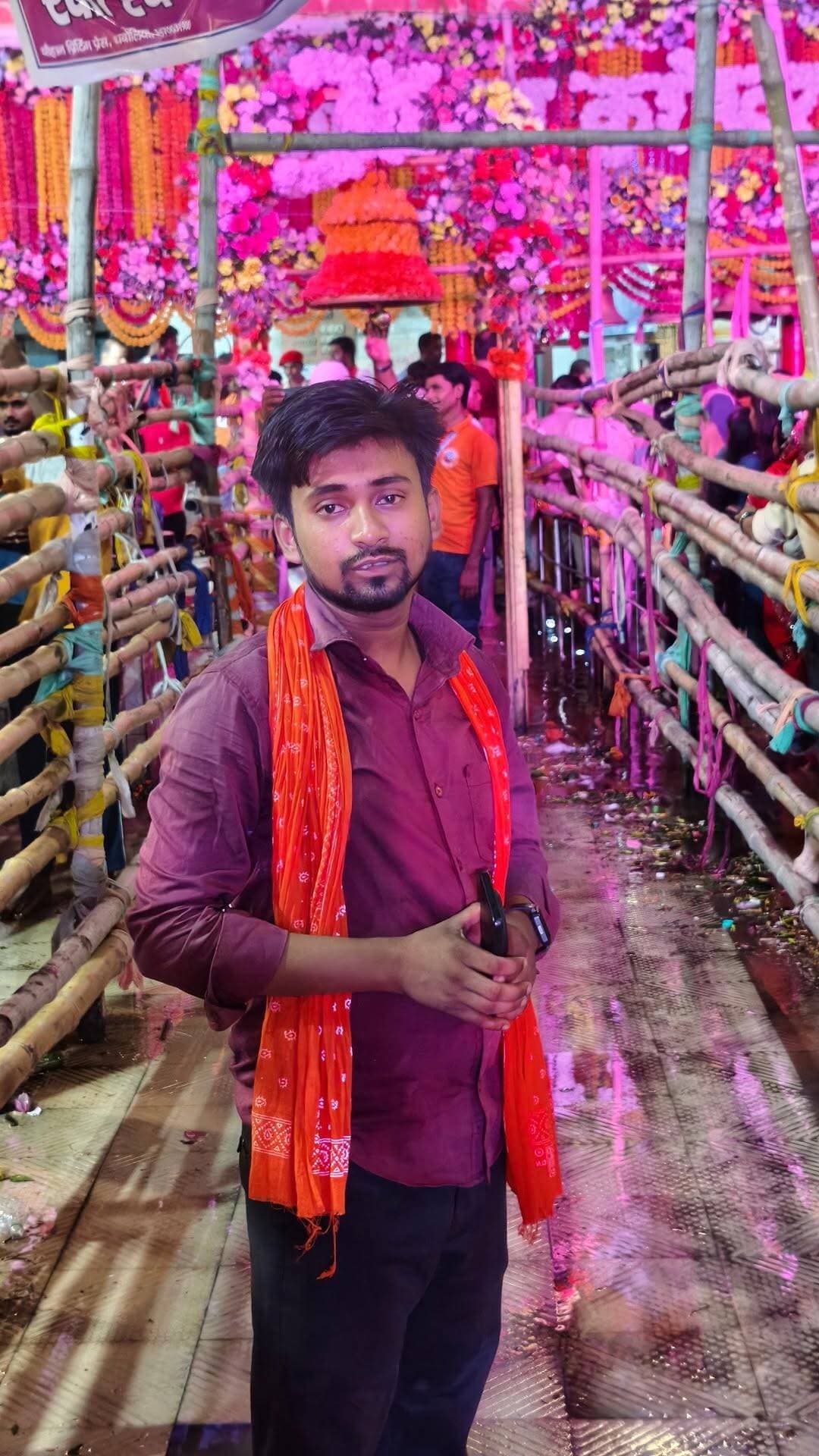 अंतिम सोमवारी को महादेव को दर्शन कर के धन्य हो गए, आप लोग मिले या नहीं 🙏🚩 <nis:link nis:type=tag nis:id=antimsomwari nis:value=antimsomwari nis:enabled=true nis:link/> <nis:link nis:type=tag nis:id=कुशेश्वरस्थान nis:value=कुशेश्वरस्थान nis:enabled=true nis:link/>