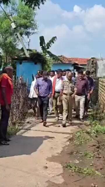 एसपी,डीएम ने बरदहा नदी का किया निरीक्षण #chitrakoot #viralnews #viralnews #news #chitrakootnewslive
