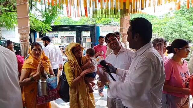 #haridwar : 2026 के सावन का आज आखिरी सोमवार है और हरिद्वार के शिवालयों में शिव भक्तों की लंबी-लंबी कतारे लगी हुई
Haridwar Stambh Vasudev