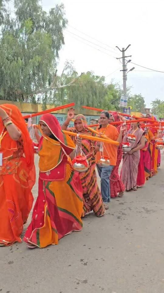 बाड़मेर शहर में निकली कावड़ यात्रा