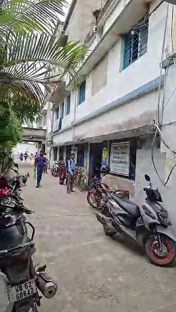 কালিয়াগঞ্জ পঞ্চায়েত সমিতি তে এসে ঘুরে যেতে হোছে | হয়রানির শিকার গ্রামে গঞ্জের থেকে আসা লোকজন