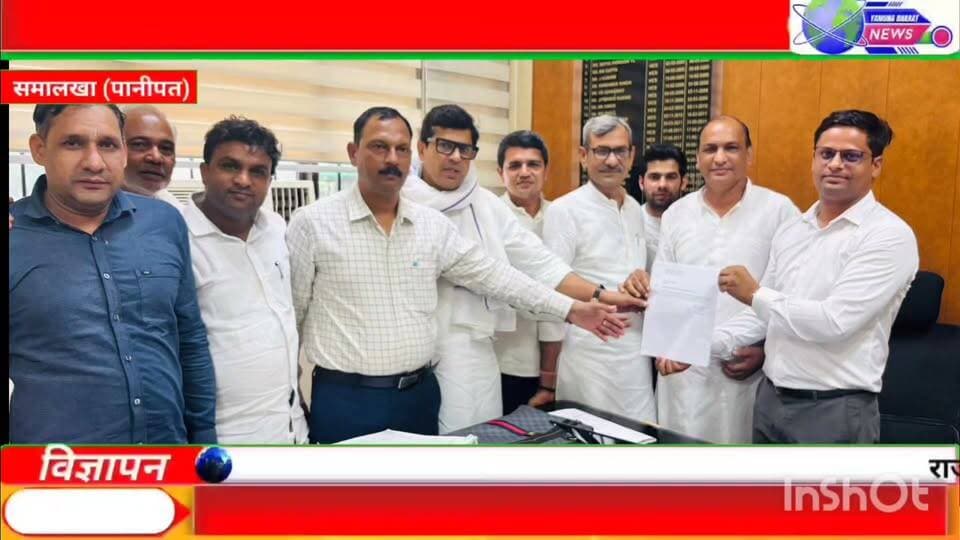 एसडीएम ने आजाद रावल पसीना को सामाजिक न्याय एवं अधिकारिता, अनुसूचित जाति एवं पिछड़ा वर्ग कल्याण एवं अन्तोदय विभाग के उपमंडल कमेटी का नियुक्ति पत्र सौपा। ़ आजाद रावल पुत्र स्वं श्री समे सिंह पसीना निवासी को सामाजिक न्याय एवं अधिकारिता, अनुसूचित जाति एवं पिछड़ा वर्ग कल्याण एवं अन्तोदय विभाग के उपमंडल कमेटी का नियुक्ति पत्र दिया गया हैं। स्य बनाया गया हैं। आजाद रावल को उपमंडल कमेटी का पत्र उपमण्डल अधिकारी कार्यालय में एसडीएम समालखा अमित कुमार ने सौंपा हैं। इस अवसर पर समालखा उपमंडल के अधिकारी अमित कुमार, विधायक मनमोहन भड़ाना के निजी सहायक विजय शेखर, पूर्व मार्किट कमेटी चेयरमैन सुरेन्द्र जलमाना, इंजी रविन्द्र रावल भलौर, भाजपा नेता अब्बास अधमी, सनौली ब्लॉक समिति चेयरमैन प्रतिनिधि सुनील फौर, जितेंद्र भापरा, जोगिंदर त्यागी, वजीर सिंह आदि ने उनका स्वागत किया हैं। इस दौरान आजाद रावल ने उन्हें सामाजिक न्याय एवं अधिकारिता, अनुसूचित जाति एवं पिछड़ा वर्ग कल्याण एवं अन्तोदय विभाग के उपमंडल कमेटी का सदस्य बनाया जाने पर विधायक मनमोहन भडाना, सीएम नायब सिंह सैणी, केन्द्रीय मंत्री मनोहरलाल खटटर, भाजपा प्रदेशाध्यक्ष ड़ा अर्चना गुप्ता, सांसद राज्य सभा संजय भाटियां राष्टीय महामंत्री का आभार जाताया और अपनेे कार्य को ईमानदारी से करने का भरोशा दिलाया हैं।