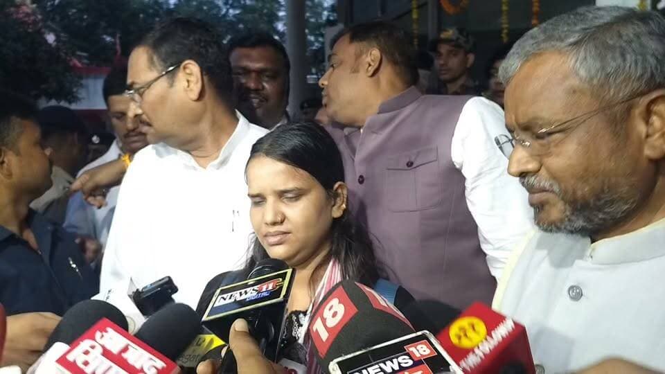 JMM नेता पर छात्रा ने कोतवाली थाना मे की FIR दर्ज