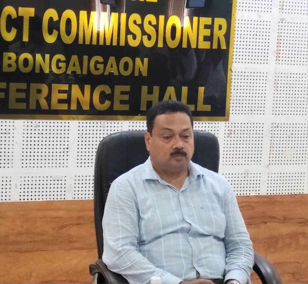 District Commissioner & Chairman, District Disaster Management Authority (DDMA), Bongaigaon, Shri Lakhinandan Saharia, reviewed the disaster situation and damage assessment in the district for 2026–27, covering incidents of storm, flood, erosion and lightning. The meeting also considered and recommended schemes under the 2nd Phase of SDRF/SDMF.
The meeting was attended by the CEO, DDMA, Circle Officers, Heads of Line Departments and Sri Nurul Islam, Hon’ble MLA, 17-Srijangram LAC, as a permanent invitee to the DDMA.
The DDMA recommended 24 PWD (Roads) SDRF schemes and 21 Power Department SDRF schemes. The meeting also stressed the need to strengthen disaster preparedness and risk-reduction measures, including installation of warning signage and safety barriers near vulnerable water bodies, drowning-awareness campaigns, Smart River Monitoring Systems along the Aie, Champabati and Manas rivers, and establishment of School Disaster Labs for disaster awareness, preparedness and first-aid training.
#bongaigaonlive #bongaigaon #bongaigaon_assam #sdrf