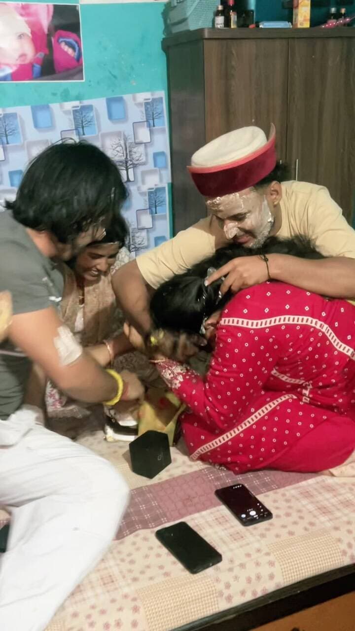 MINI VLOG 🎥
HAPPY BIRTHDAY DIDI 😂
.
.
#birthday #celebration #minivlog #funnyreels #funnymeme