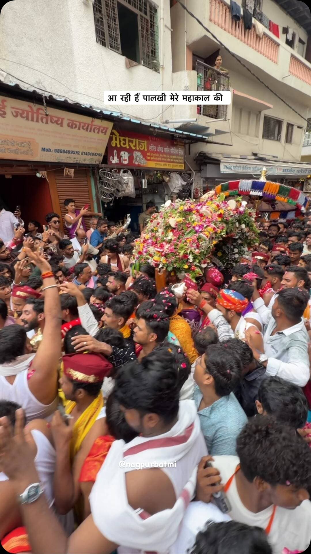 Maha palkhi Mahadev ki Nagpur 📍
#mahakalpalkhi #nagpur #shuvsambhu #video #nagpurfestivals