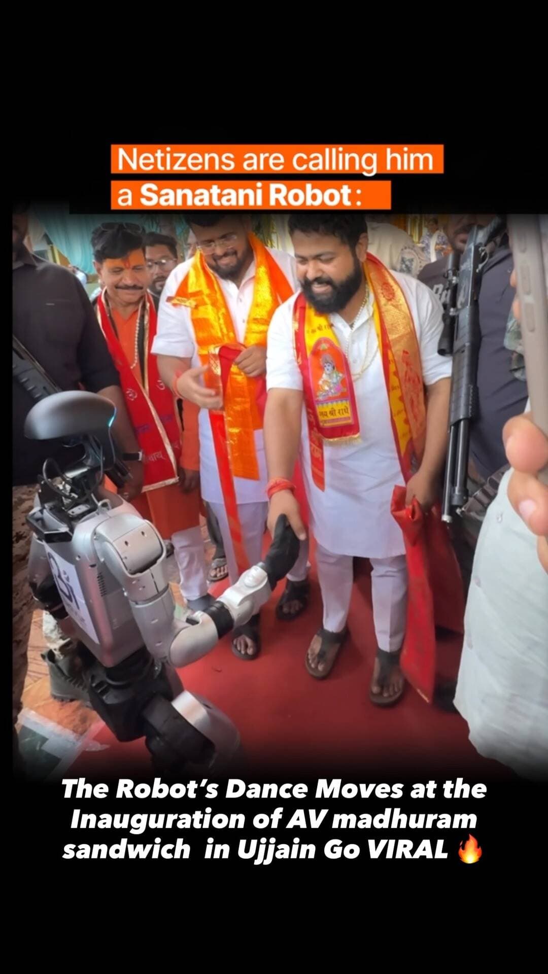 The Robot’s Dance Moves at the Inauguration of Indore’s Sandwich Franchise in Ujjain
Go VIRAL 🔥🔥