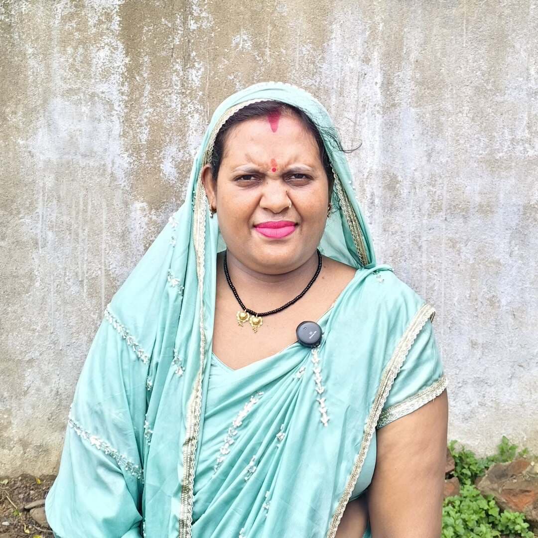 सक्ती जिले के ग्राम असौंदा निवासी श्रीमती दिलबाई साहू ने बताया कि वीबी-जी राम-जी योजना से ग्रामीण परिवारों के लिए रोजगार के नए अवसर बढ़ेंगे। साल में 125 दिनों तक रोजगार की गारंटी और ₹300 प्रतिदिन मजदूरी मिलने से ग्रामीण परिवारों की आय को मजबूती मिलेगी।
उन्होंने इस महत्वपूर्ण पहल के लिए प्रधानमंत्री श्री नरेंद्र मोदी एवं मुख्यमंत्री श्री विष्णु देव साय का हृदय से धन्यवाद एवं आभार व्यक्त किया और कहा कि यह योजना ग्रामीणों के रोजगार तथा आत्मनिर्भरता की दिशा में महत्वपूर्ण कदम है।
#वीबी_जी_राम_जी_योजना
#saktidist
#सक्ती