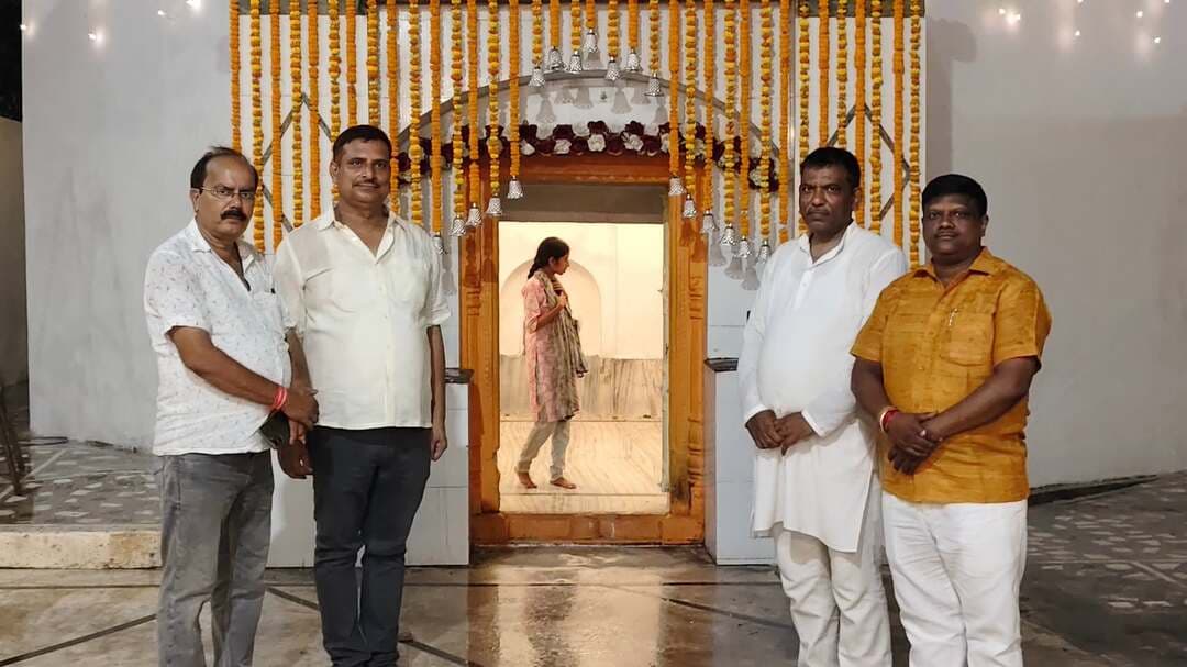 अंतिम सोमवारी पर सोमेश्वर स्थान में उमड़ी शिवभक्ति की लहर ..
खबर कमेंट बॉक्स में