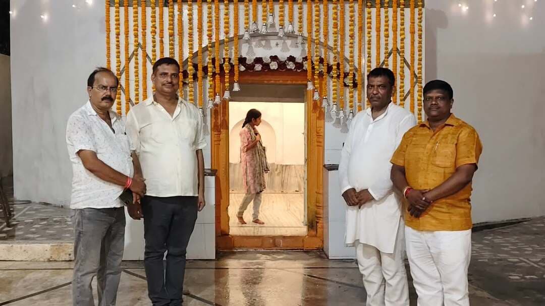 अंतिम सोमवारी पर सोमेश्वर स्थान में उमड़ी शिवभक्ति की लहर ..
खबर कमेंट बॉक्स में