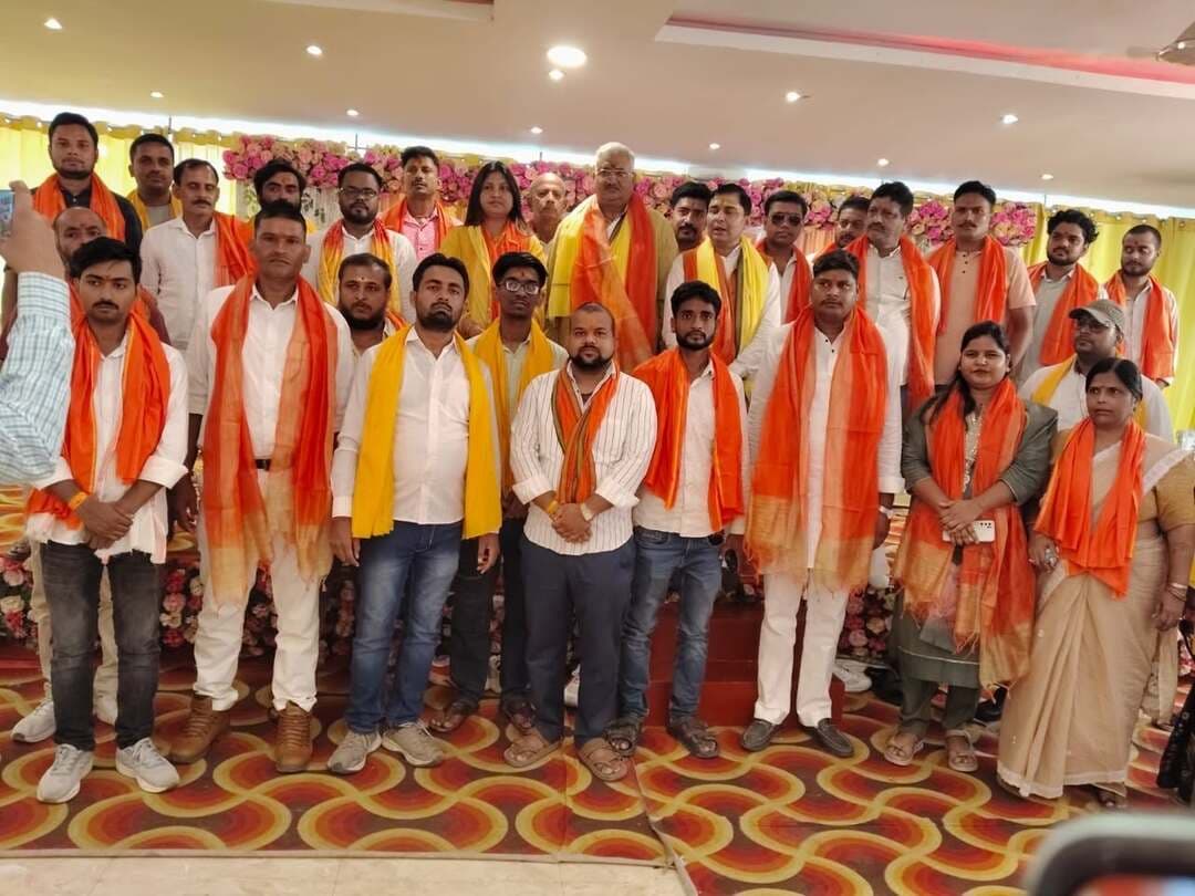 राष्ट्रीय परशुराम परिषद की पहली जिला बैठक में संगठन विस्तार पर मंथन .. खबर कमेंट बॉक्स में