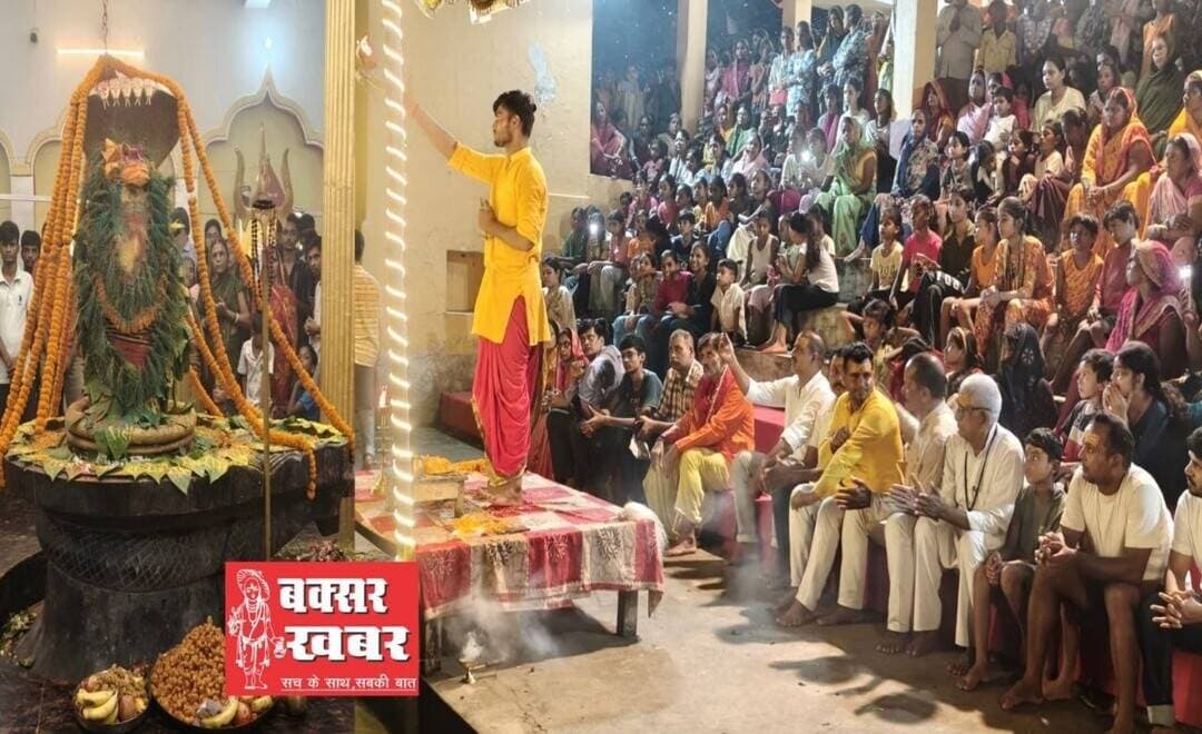 काशी के घाटों सा जगमगाया तुलसी सरोवर, अंतिम सोमवारी पर हुई भव्य गंगा महाआरती
-महाकाल का भव्य श्रृंगार, विशेष भस्म आरती में उमड़ी श्रद्धालुओं की भीड़
विस्तृत खबर का लिंक नीचे कमेंट बॉक्स में है
