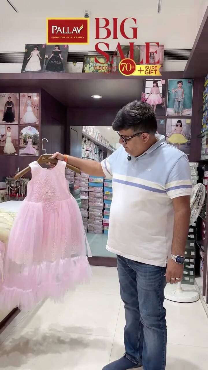BIGGEST SALE OF THE SEASON AT PALLAV MALL! โจ
Upgrade your little onesโ wardrobe with the most stylish festive & party outfits at unbeatable prices! ๐๐ฆ
๐ Special Kids' Wear Highlights:
๐ธ Girls' Party Wear Gowns & Designer Frocks: Flat โน999/- Only!
๐ Boys' Indo-Western & Designer Sherwanis: Flat 50% OFF!
๐ Enjoy up to 70% Discount + Assured Gifts + Cashback Offers!
โ ๏ธ Hurry, stocks are strictly limited!
๐
Sale Ending Soon โ Visit Today!
๐ Visit Our Stores:
๐ข Pallav Mall โ Ranjeet Road, Near BOB, Jamnagar ๐ 99137 00907
๐ข Pallav NX (Womenโs) โ 17/18 Supermarket, Jamnagar ๐ 95745 17178
๐ Tag a friend & plan your shopping visit today!
#PallavMall #JamnagarShopping #KidsFashion #MahaSale #IndoWestern KidsPartyWear JamnagarDiaries FestivalSale