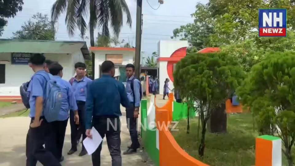 🛑 হাইলাকান্দি শ্রীকিষাণ সারদা কলেজে ছাত্র নিগ্রহের অভিযোগ!
🛑 অধ্যক্ষের বিরুদ্ধে সরব পড়ুয়ারা, শুরু অবস্থান ধর্মঘট।
🛑 ছাত্রকে মারধরের অভিযোগ ঘিরে উত্তেজনা—সুষ্ঠু তদন্ত ও উপযুক্ত ব্যবস্থার দাবি।
#NewsUpdate #hailakandinews #NHNEWZ #reelsvideoシ