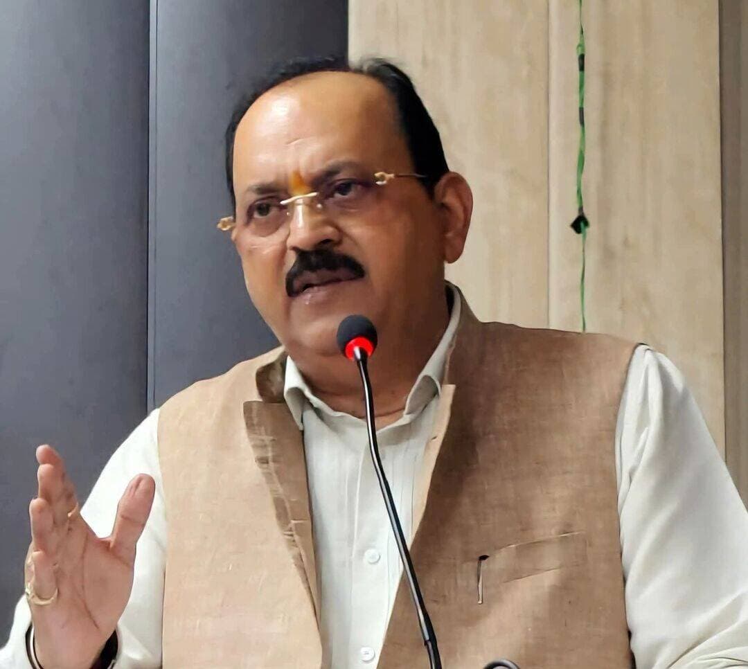 <nis:link nis:type=tag nis:id=शाहजहांपुर-पीलीभीत nis:value=शाहजहांपुर-पीलीभीत nis:enabled=true nis:link/> एमएलसी डा. सुधीर गुप्ता बने याचिका समिति के सभापति
<nis:link nis:type=tag nis:id=जनशिकायतों nis:value=जनशिकायतों nis:enabled=true nis:link/> और मांगों से जुड़ी याचिकाओं के निस्तारण की संभालेंगे जिम्मेदारी