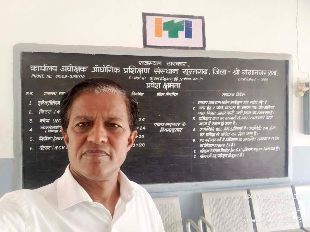 #सूरतगढ़ ITI में
उपभोक्ता संरक्षण समिति संगरिया द्वारा
भारतीय दूरसंचार विनियामक प्राधिकरण (TRAI) एवं उपभोक्ता संरक्षण समिति, संगरिया की ओर से 'राजकीय औद्योगिक प्रशिक्षण संस्थान, सूरतगढ़ (जिला- श्रीगंगानगर)' में एक उपभोक्ता जागरूकता कार्यक्रम