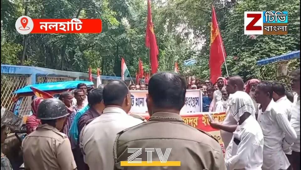 বীরভূমের নলহাটি থানা পাথর লোডিং মজদুর ইউনিয়নের পক্ষ থেকে নলহাটি ১ নং ব্লকেট বিডিও-কে ডেপুটেশন