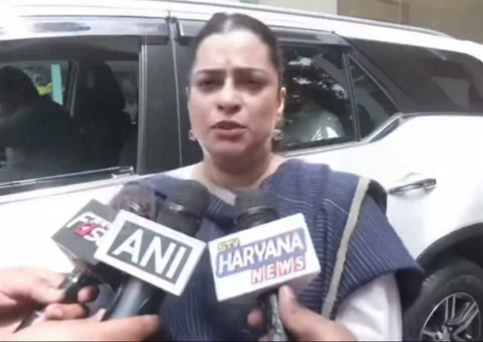 पंजाब चुनाव !
भाजपा हरियाणा मंत्री श्रुति चौधरी ने कांग्रेस सांसद दीपेंद्र हुड्डा पर बोला हमला.....