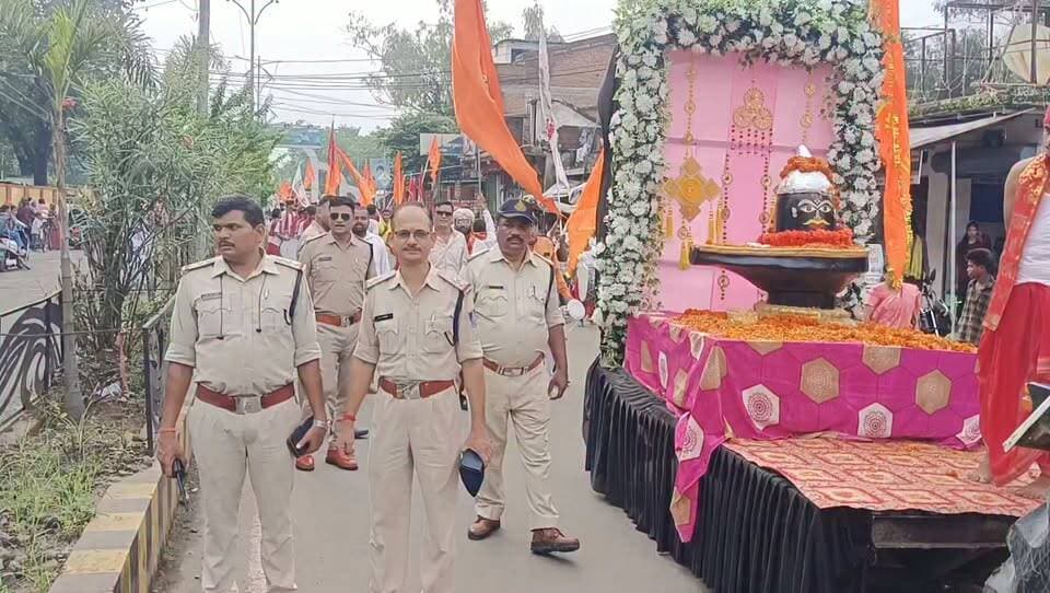 सगरा नाथ की शाही सवारी बिशाल जुलुस उमरिया पुलिस मौजूद #tiumaria #spumaria #sdopumaria