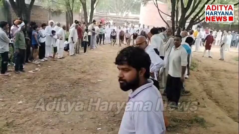 मुंडिया खेड़ा में बुजुर्गों की दोड़ Aditya Haryana News