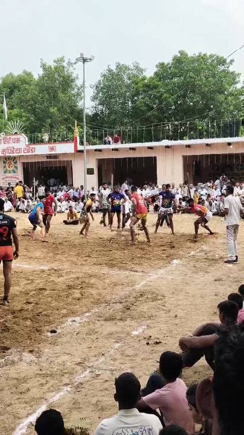 मुंडिया खेड़ा गांव में खेल मेला