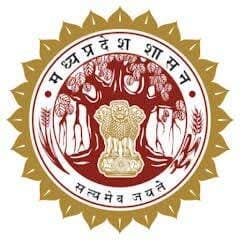 वर्षाकाल में यात्री बसों के सुरक्षित संचालन के लिए परिवहन विभाग ने जारी किए दिशा-निर्देश
आगामी मानसून में अतिवर्षा एवं बाढ़ की संभावित स्थिति को देखते हुए यात्री बसों के सुरक्षित संचालन के लिए जिला परिवहन अधिकारी, डिण्डौरी द्वारा जिले के समस्त यात्री बस ऑपरेटरों एवं चालकों को आवश्यक दिशा-निर्देश जारी किए गए हैं। परिवहन विभाग ने सभी बस संचालकों से निर्देशों का अनिवार्य रूप से पालन सुनिश्चित करने को कहा है।
जारी निर्देशों के अनुसार मार्ग में पड़ने वाले पुल-पुलिया पर पानी का बहाव होने की स्थिति में बस को किसी भी परिस्थिति में पानी के बीच से पार नहीं कराया जाए। वाहन को नियंत्रित गति से चलाने तथा बारिश के दौरान अन्य वाहनों से पर्याप्त दूरी बनाए रखने के निर्देश दिए गए हैं। साथ ही अचानक अथवा तेज ब्रेक लगाने से बचने की सलाह दी गई है।
परिवहन विभाग ने बसों के ब्रेक, स्टेयरिंग एवं अन्य तकनीकी कार्यों की जांच कराने, खराब टायरों को तत्काल बदलने तथा समय-समय पर टायरों का एयर प्रेशर जांचने के निर्देश दिए हैं। फ्रंट विंडशील्ड के वाइपर, ब्रेक लाइट, फॉग लैंप, इंडिकेटर एवं हेडलाइट सुचारू स्थिति में होना आवश्यक बताया गया है। वाहनों में स्पीड गवर्नर भी कार्यशील होना चाहिए।
बसों के प्रवेश एवं निर्गम द्वार तथा आपातकालीन द्वार सुचारू रूप से खुलने योग्य रखने के साथ ही चालू अवस्था में अग्निशमन यंत्र एवं प्रथम उपचार पेटी उपलब्ध रखने के निर्देश दिए गए हैं। पुल-पुलिया पर लगाए गए संकेतकों तथा पुलिस एवं प्रशासन द्वारा जारी चेतावनियों का पालन करने के लिए भी बस संचालकों को निर्देशित किया गया है।
निर्देशों में चालक द्वारा वाहन चलाते समय मोबाइल फोन का उपयोग नहीं करने पर विशेष जोर दिया गया है। चालक को ड्राइविंग सीट पर बैठने से पहले अपना मोबाइल परिचालक को सौंपने की सलाह दी गई है। इसके साथ ही वाहन का पंजीयन प्रमाण-पत्र, बीमा, फिटनेस एवं परमिट वैध होना तथा चालक के पास वैध ड्राइविंग लाइसेंस एवं लोक सेवा यान चलाने के लिए आवश्यक प्राधिकृति होना अनिवार्य किया गया है।
परिवहन विभाग ने स्पष्ट किया है कि पुल-पुलिया पर पानी होने की स्थिति में यात्रियों के दबाव में भी बस को पानी के बीच से पार नहीं कराया जाए। वर्षाकाल के दौरान यात्रियों की सुरक्षा को सर्वोच्च प्राथमिकता देते हुए सभी बस ऑपरेटरों से निर्धारित सुरक्षा मानकों एवं जारी दिशा-निर्देशों का पूर्णतः पालन सुनिश्चित करने की अपेक्षा की गई है।
<nis:link nis:type=tag nis:id=dindori nis:value=Dindori nis:enabled=true nis:link/> <nis:link nis:type=tag nis:id=madhyapradesh nis:value=MadhyaPradesh nis:enabled=true nis:link/> <nis:link nis:type=tag nis:id=transportdepartment nis:value=TransportDepartment nis:enabled=true nis:link/> <nis:link nis:type=tag nis:id=passengersafety nis:value=PassengerSafety nis:enabled=true nis:link/> <nis:link nis:type=tag nis:id=bussafety nis:value=BusSafety nis:enabled=true nis:link/> <nis:link nis:type=tag nis:id=monsoonsafety nis:value=MonsoonSafety nis:enabled=true nis:link/> <nis:link nis:type=tag nis:id=rainsafety nis:value=RainSafety nis:enabled=true nis:link/> <nis:link nis:type=tag nis:id=roadsafety nis:value=RoadSafety nis:enabled=true nis:link/> <nis:link nis:type=tag nis:id=safetravel nis:value=SafeTravel nis:enabled=true nis:link/> <nis:link nis:type=tag nis:id=publictransport nis:value=PublicTransport nis:enabled=true nis:link/> <nis:link nis:type=tag nis:id=busoperators nis:value=BusOperators nis:enabled=true nis:link/> <nis:link nis:type=tag nis:id=busdrivers nis:value=BusDrivers nis:enabled=true nis:link/> <nis:link nis:type=tag nis:id=floodsafety nis:value=FloodSafety nis:enabled=true nis:link/> <nis:link nis:type=tag nis:id=heavyrainfall nis:value=HeavyRainfall nis:enabled=true nis:link/> <nis:link nis:type=tag nis:id=roadsafetyawareness nis:value=RoadSafetyAwareness nis:enabled=true nis:link/> <nis:link nis:type=tag nis:id=trafficsafety nis:value=TrafficSafety nis:enabled=true nis:link/> <nis:link nis:type=tag nis:id=emergencypreparedness nis:value=EmergencyPreparedness nis:enabled=true nis:link/> <nis:link nis:type=tag nis:id=transportsafety nis:value=TransportSafety nis:enabled=true nis:link/> <nis:link nis:type=tag nis:id=districtadministration nis:value=DistrictAdministration nis:enabled=true nis:link/> <nis:link nis:type=tag nis:id=mpgovernment nis:value=MPGovernment nis:enabled=true nis:link/> <nis:link nis:type=tag nis:id=collectordindori nis:value=collectordindori nis:enabled=true nis:link/> <nis:link nis:type=tag nis:id=jansampark nis:value=jansampark nis:enabled=true nis:link/>
