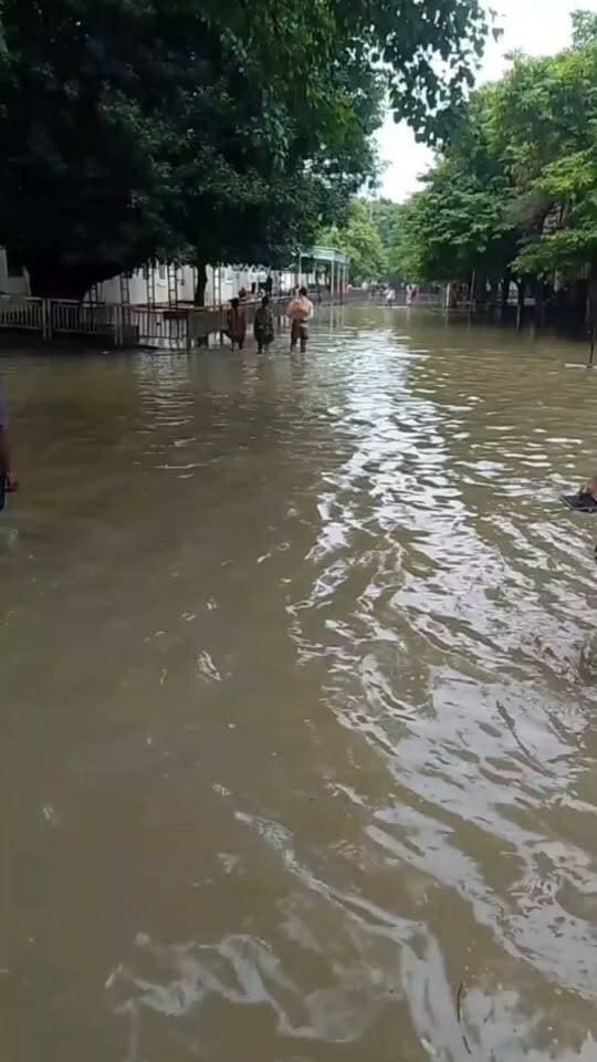 वाराणसी में मूसलाधार बारिश का असर, BHU कैंपस बना जलभराव का शिकार | खबरें अभी तक