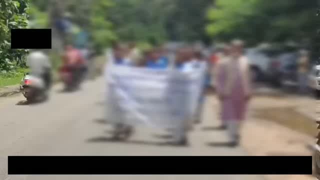 ग्राम बड़ागांव से उमरिया पहुचे स्कूली छात्र,कलेक्टर को बताई समस्या....
