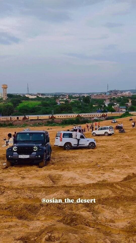 😍 #ओसियां के मखमली धोरे। जरूर पधारें। 😃👌🇮🇳
📌 जोधपुर से मात्र 60 KM.
#osian #desertvibes #viralvideos #trending