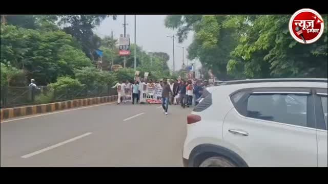जातिगत कथित टिप्पणी को लेकर सेन समाज में आक्रोश
एस पी कार्यालय पर किया प्रदर्शन।
#gwaliorpolice #gwaliornews #newsimpact #gwalior #sensamaj
