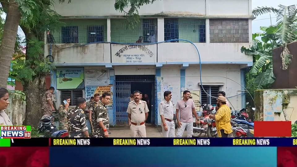 বীরভূমের ময়ূরেশ্বর দুই ব্লকের কুন্ডলা গ্রাম পঞ্চায়েতে প্রধানের বিরুদ্ধে ভোটাভুটির মাধ্যমে অনাস্থা পাশ।