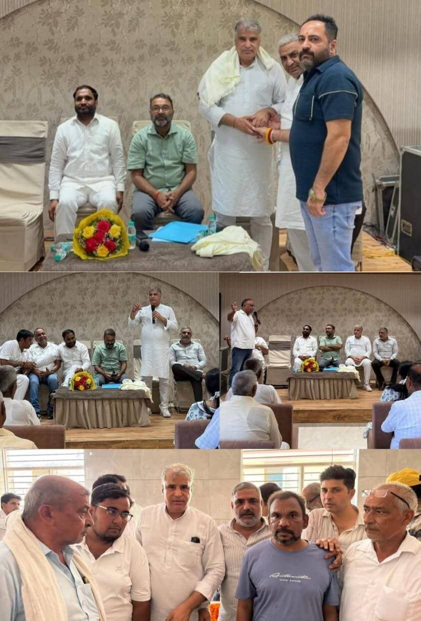 जिला हिसार मे संगठन सृजन अभियान के दौरान आज पी सी सी पर्यवेक्षक लक्ष्मी कान्त शर्मा (प्रवक्ता हरियाणा प्रदेश कांग्रेस कमेटी) ने हिसार शहर मे ए आई सी सी पर्यवेक्षक श्री अजय कुमार लल्लू (पूर्व प्रदेश अध्यक्ष उत्तर प्रदेश कांग्रेस कमेटी) के साथ विभिन्न कार्यक्रमों मे हिस्सा लिया। जहां पर कांग्रेसजनो ने शाल उढ़ा कर तथा बुक्के देकर स्वागत किया। मंच से अपनी बात रख जनसंवाद किया।
स्वागत के लिए शहर हिसार के तमाम कांग्रेसजन का आभार।
प्रेषक: कार्यालय लक्ष्मी कान्त शर्मा