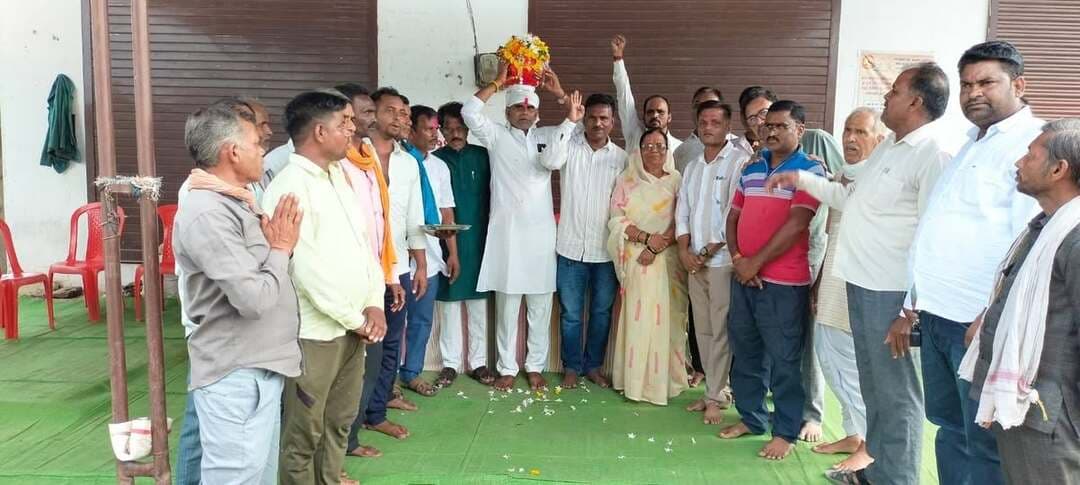संत रविदास जी का समरसता और समानता का संदेश आज भी समाज को नई दिशा देता है
===
हटा विधानसभा क्षेत्र के विभिन्न ग्रामों में संत शिरोमणि रविदास महाराज की कलश यात्रा निकाली गई
#damoh